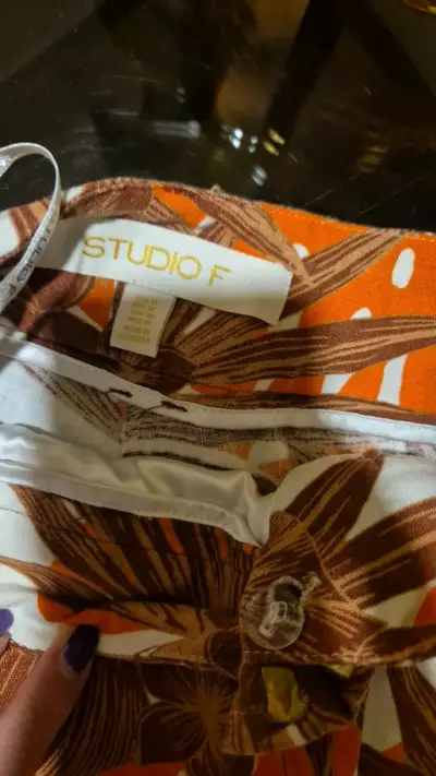Pantalones estampados tropicales Studio F - miniatura 2