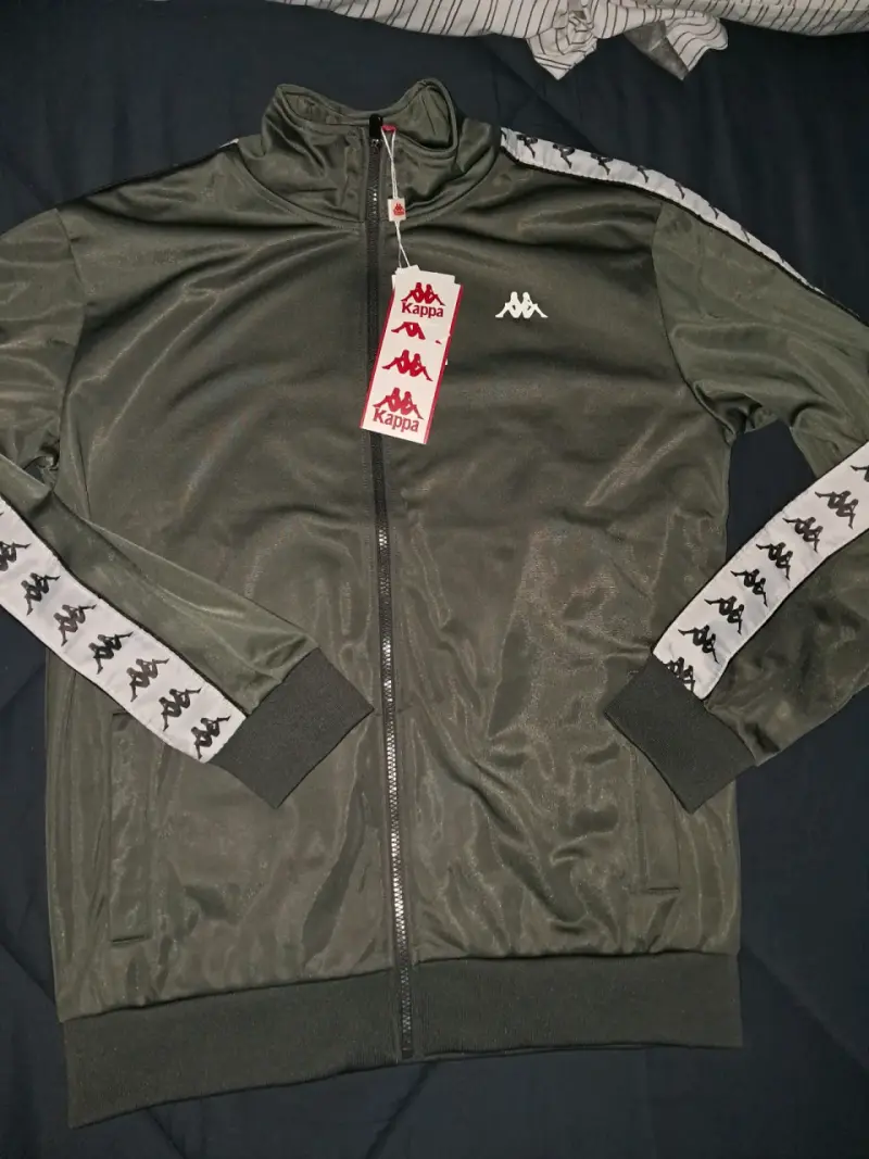 Chaqueta deportiva Kappa negra con logo - 1