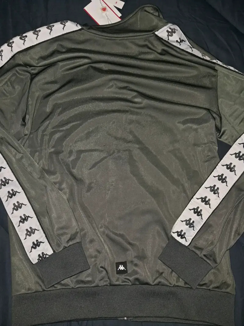 Chaqueta deportiva Kappa negra con logo - 4
