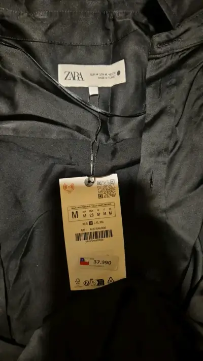 Camisa Negra de Satén Zara Talla M - miniatura 2