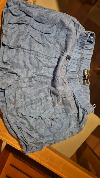 Shorts de mezclilla azul Zara para mujer - miniatura 1