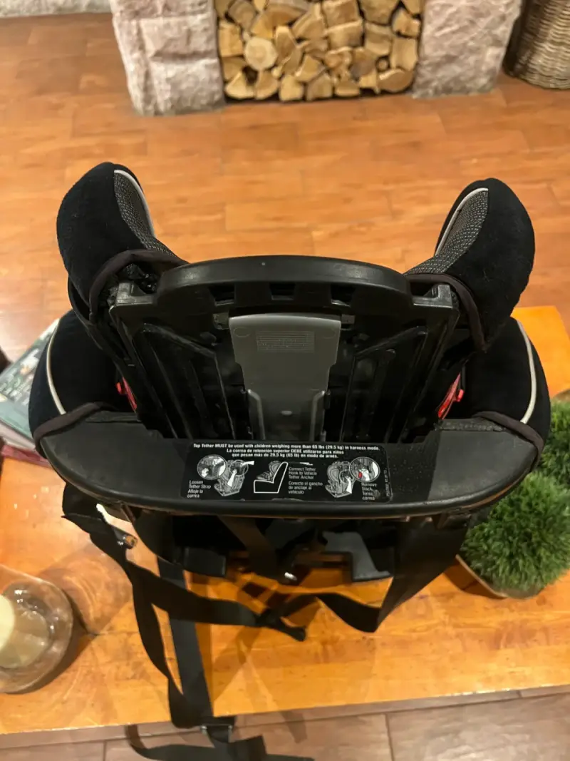 Silla de auto Britax Frontier negra para niños - 3
