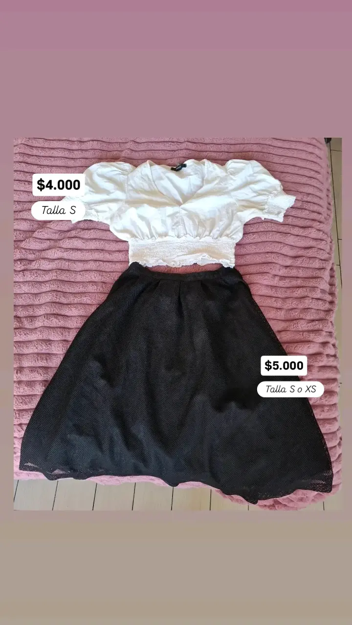 Conjunto de blusa blanca y falda negra - 2