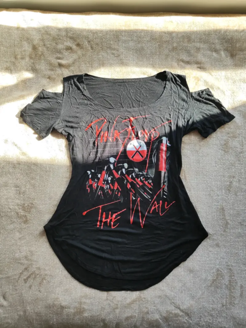 Polera negra Pink Floyd The Wall