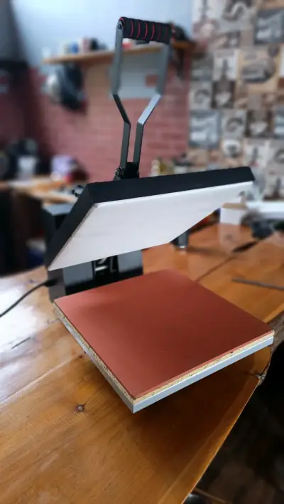 Plancha térmica 38x38 para estampado. Seminuevo - miniatura 1