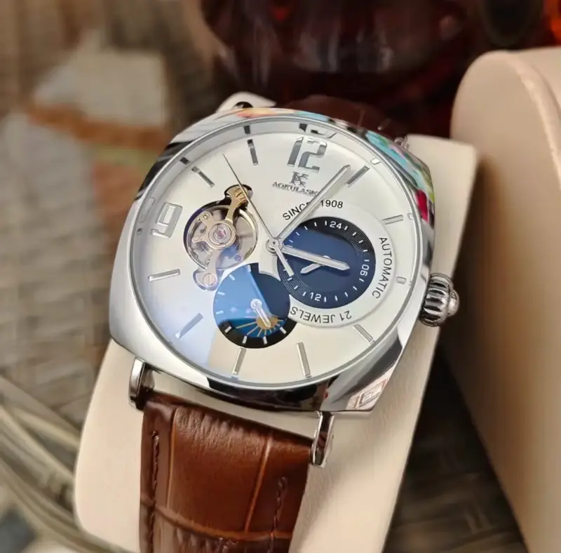 Reloj automático con correa de cuero marrón - 1