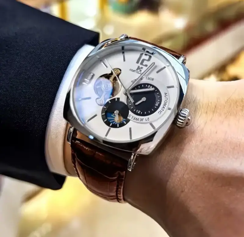 Reloj automático con correa de cuero marrón - 2