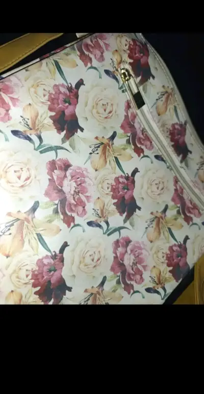 Bandolera floral con correa ajustable - miniatura 4