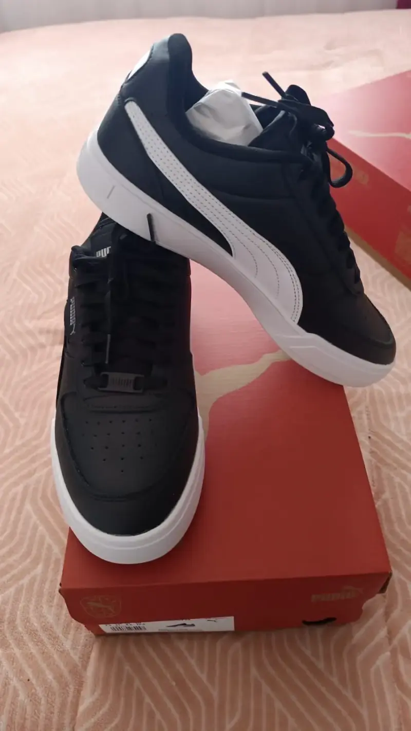 Zapatillas  negras Puma para hombre - 2