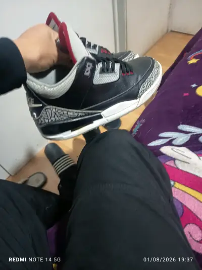 Zapatillas Nike Air Jordan Retro 3 Negras - miniatura 1