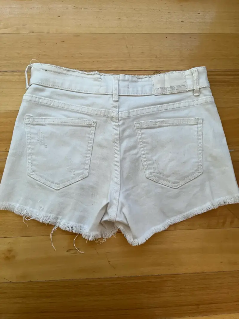 Shorts de mezclilla blancos desgastados Foster - 4
