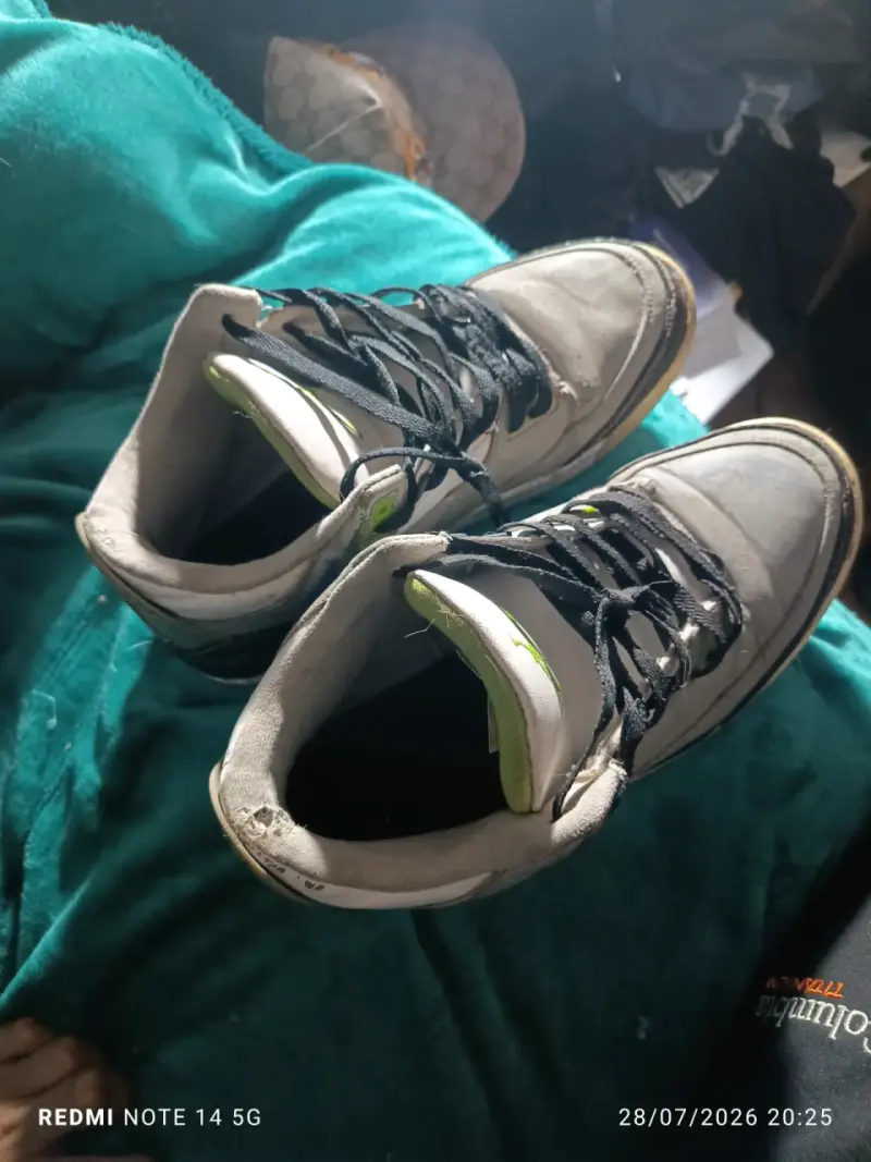 Zapatillas deportivas Air Jordan gris y verde - 1