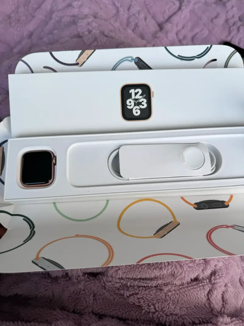 Apple Watch SE 40mm G1 - 4