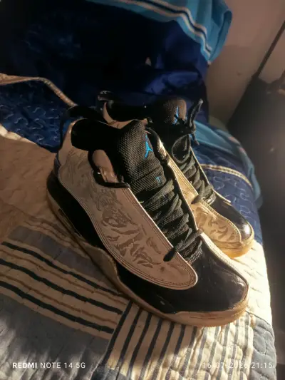 Zapatillas deportivas Air Jordan gris y verde - miniatura 2