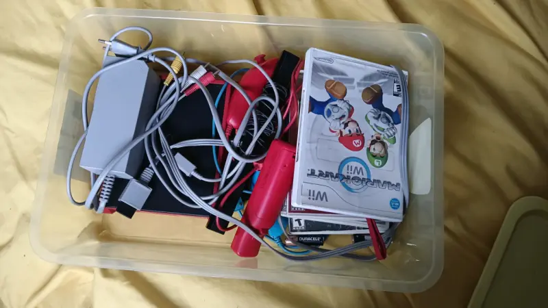 Consola Nintendo Wii con Juegos y Accesorios - 1