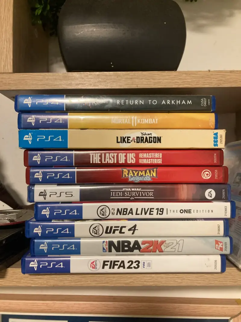 Colección de Juegos PS4 y PS5 en Buen Estado