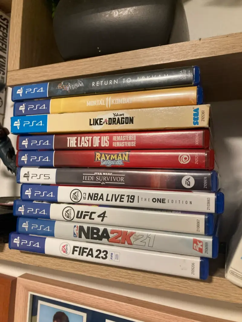 Colección de Juegos PS4 y PS5 en buen estado - 2