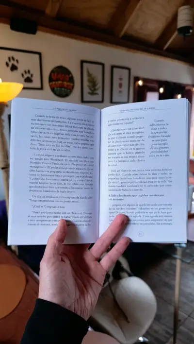Libro La Regla de Oro del Líder de John C. Maxwel - miniatura 3