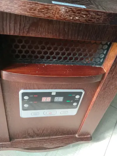 Calefactor eléctrico de madera con control digital - miniatura 1