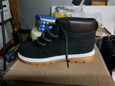 Botines de niño en varios colores - miniatura 1
