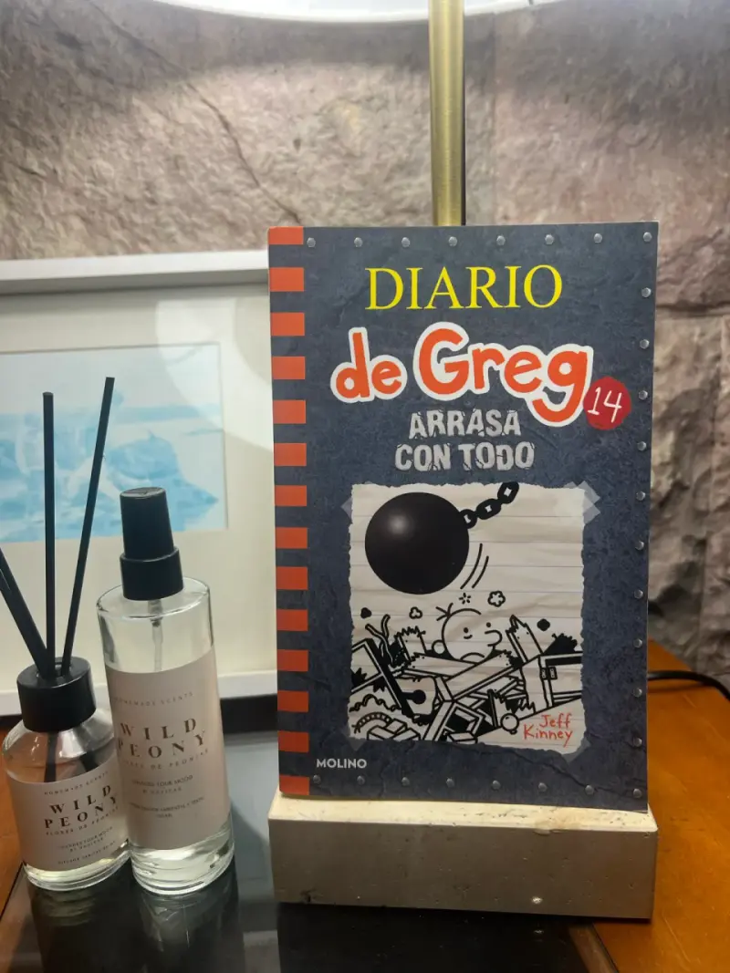 Libro Diario de Greg 14 Arrasa Con Todo - 1