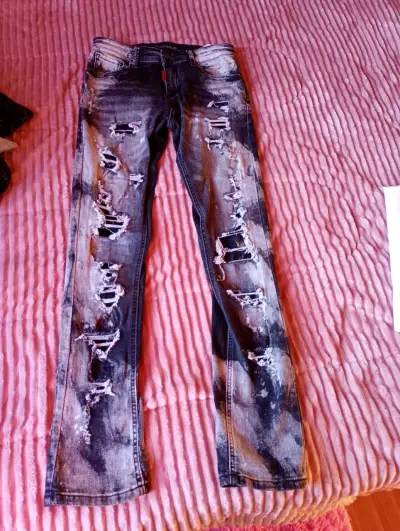 Jeans desgastados para hombre talla 28 - miniatura 2