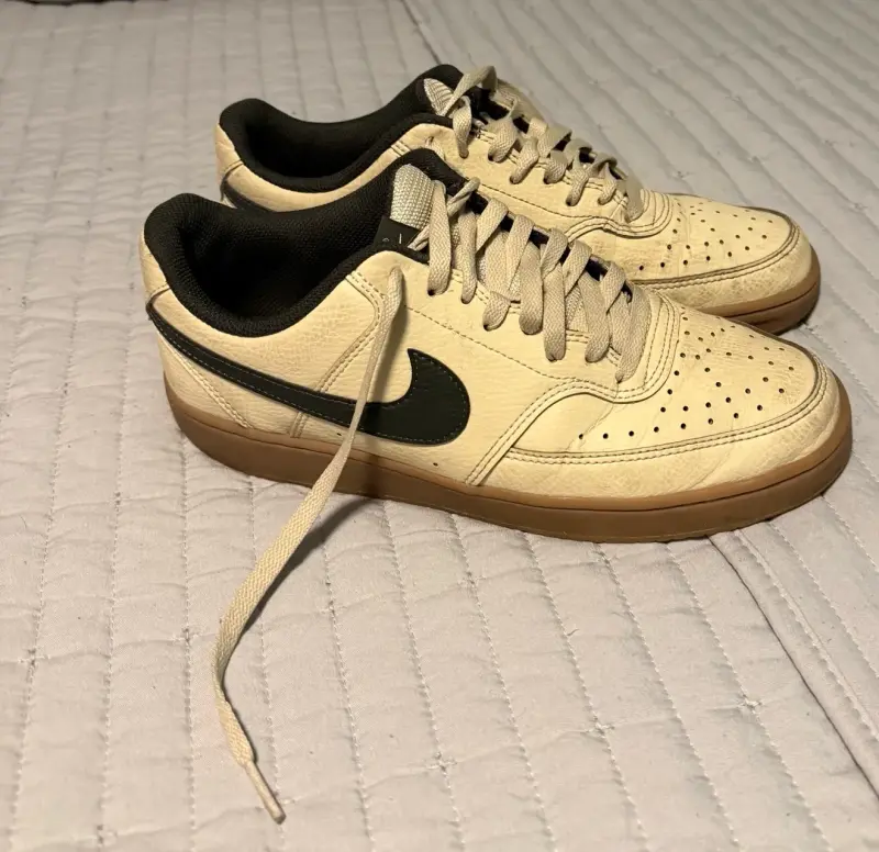 Zapatillas Nike originales beige y negras - 3