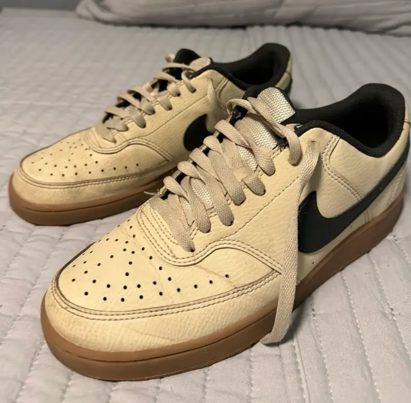 Zapatillas Nike originales beige y negras - 4