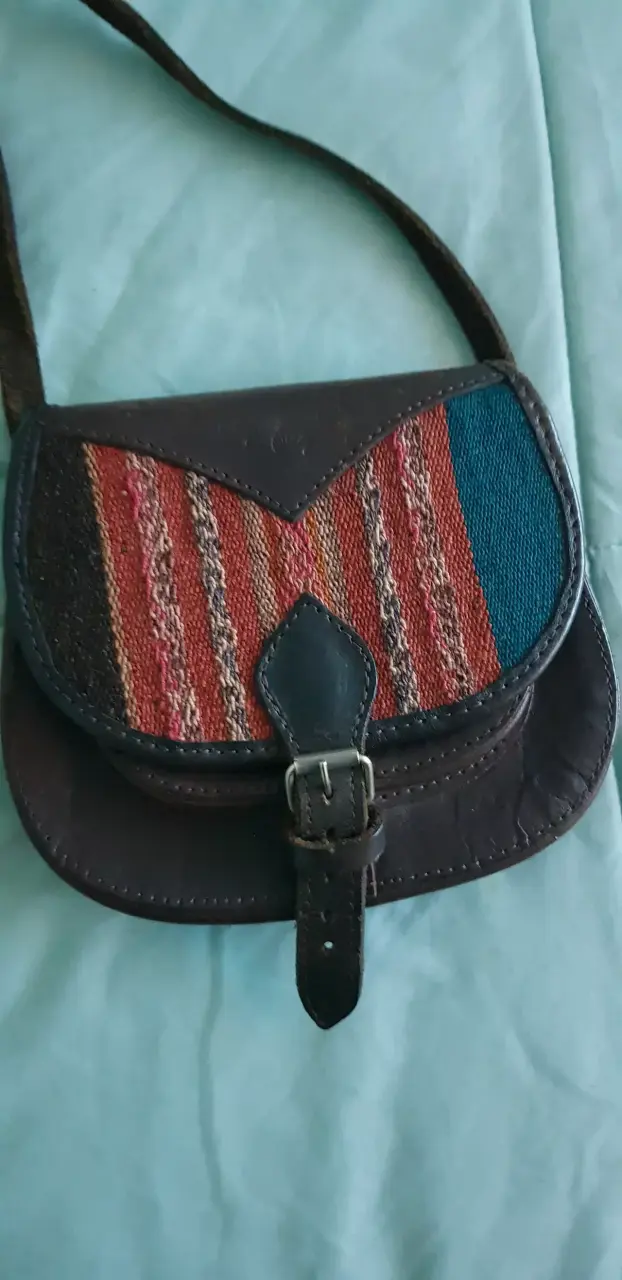Cartera de cuero con diseño étnico - 5
