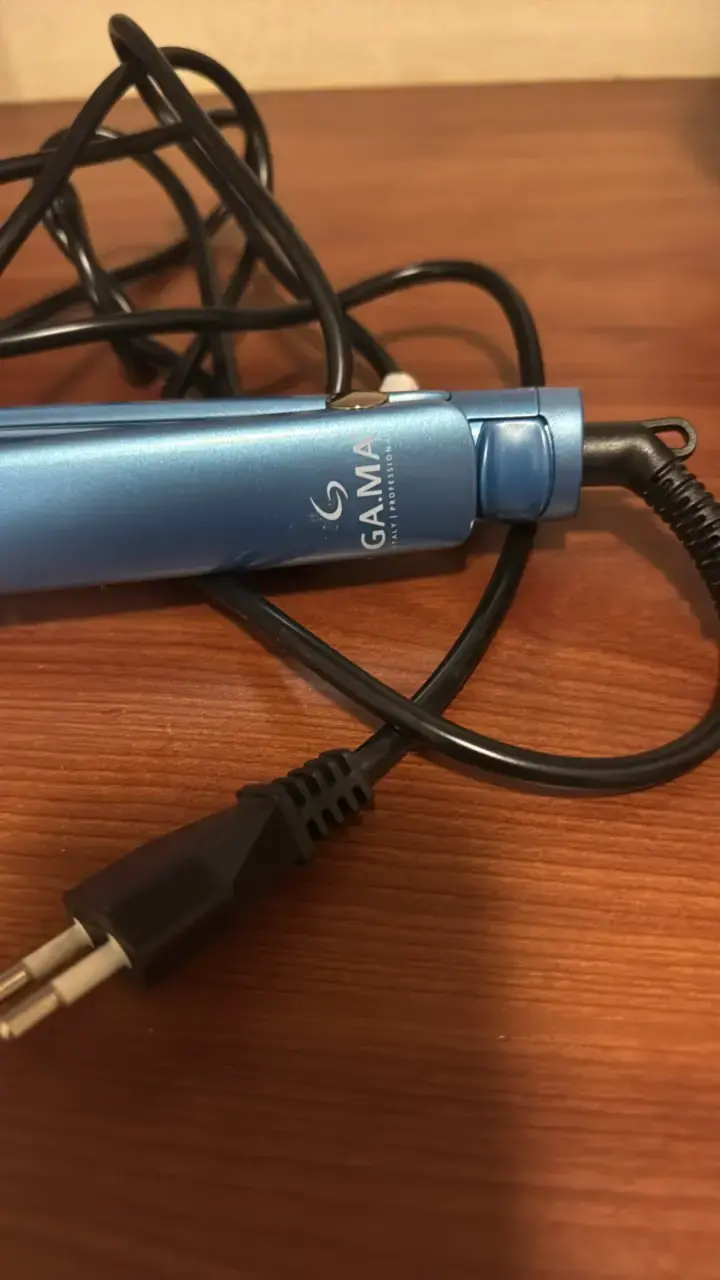 Plancha de Pelo Gama 3D Therapy Blue Titanio - 3