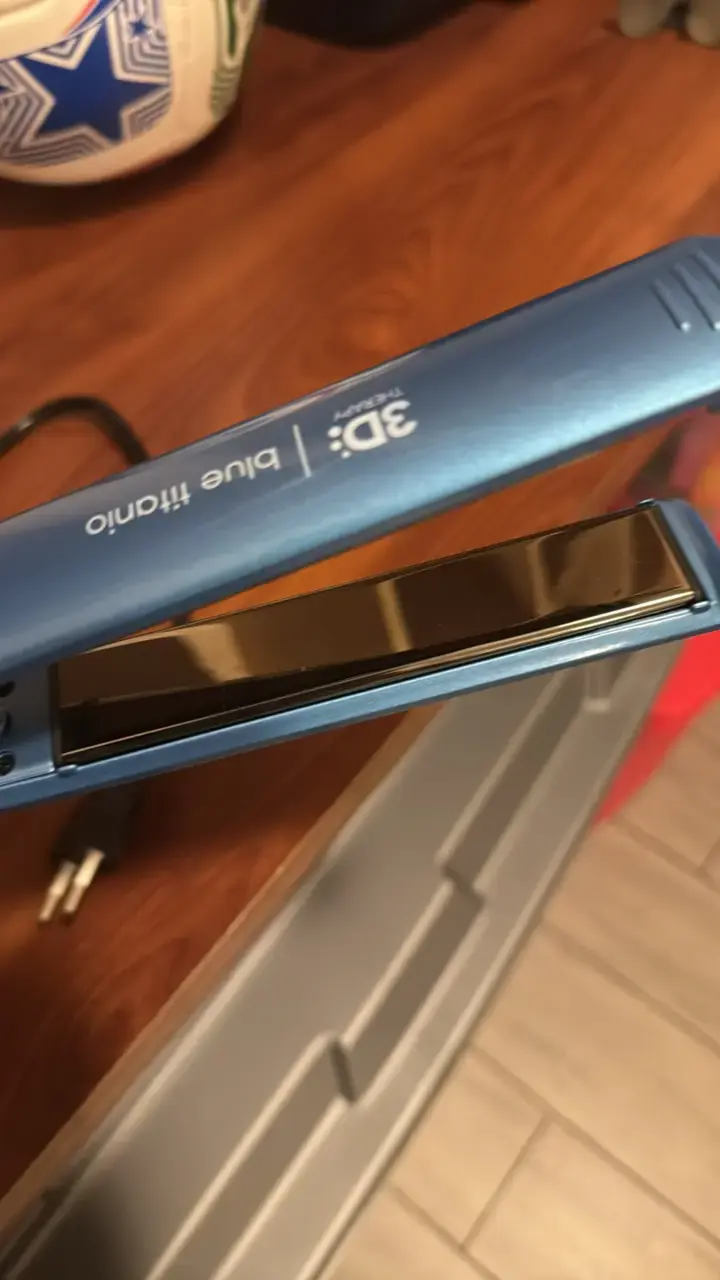 Plancha de Pelo Gama 3D Therapy Blue Titanio - 5