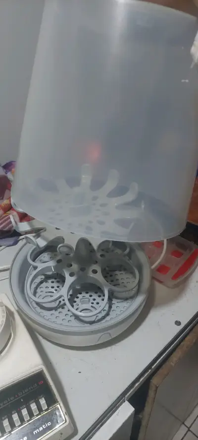 Esterilizador de Biberones Nuvita Eléctrico - miniatura 2