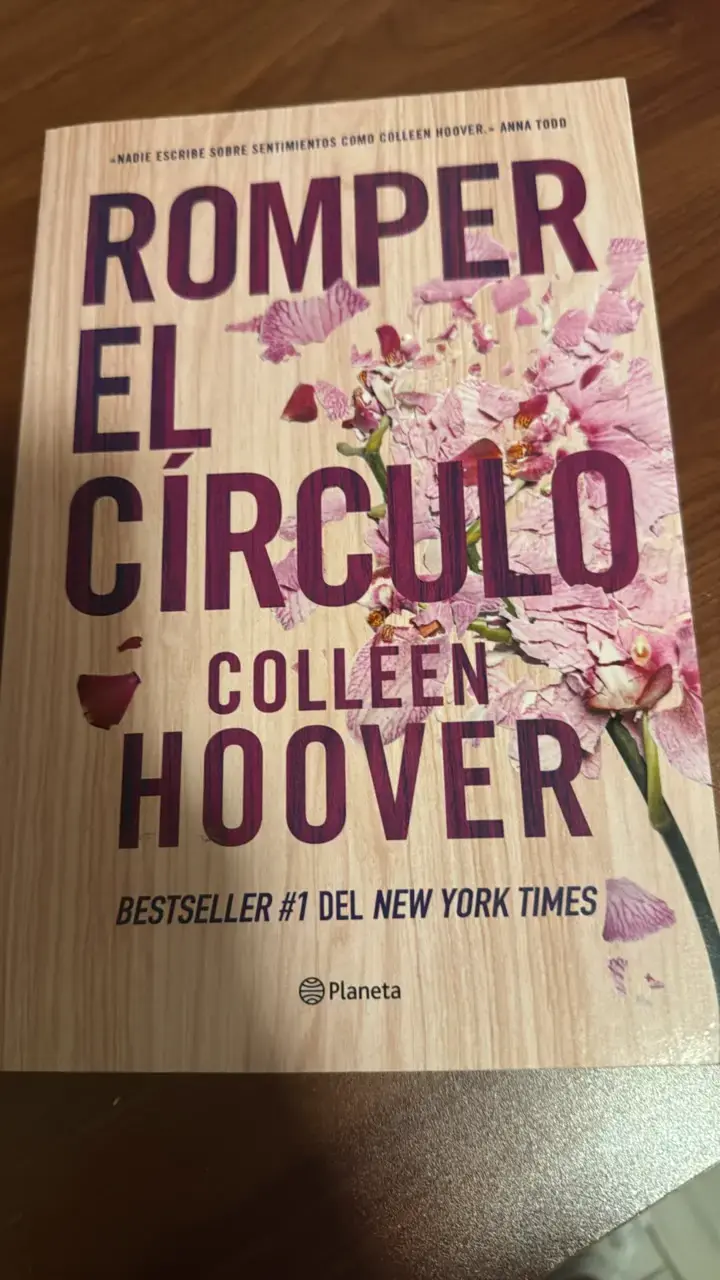 Libro 'Romper el Círculo' de Colleen Hoover - 1