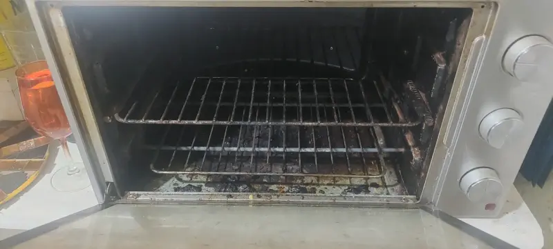 Horno eléctrico Ursus Trotter con controles manual - 2