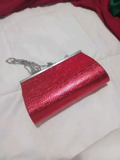 Vestido largo rojo con lentejuelas para fiesta - miniatura 4