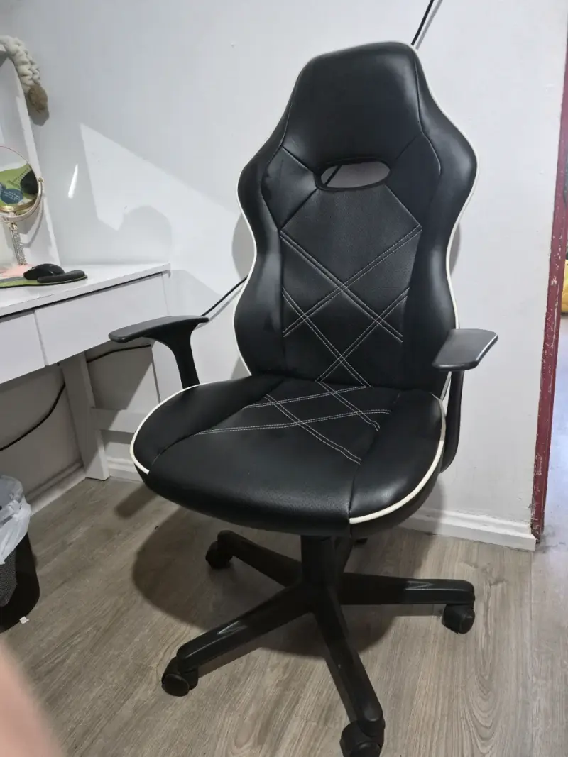 Silla Gamer Ergonómica Negra con Reposabrazos - 2