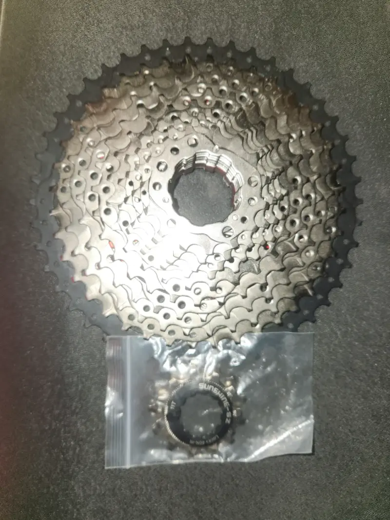 Cassette de Bicicleta 12 Velocidades SunRace - 1