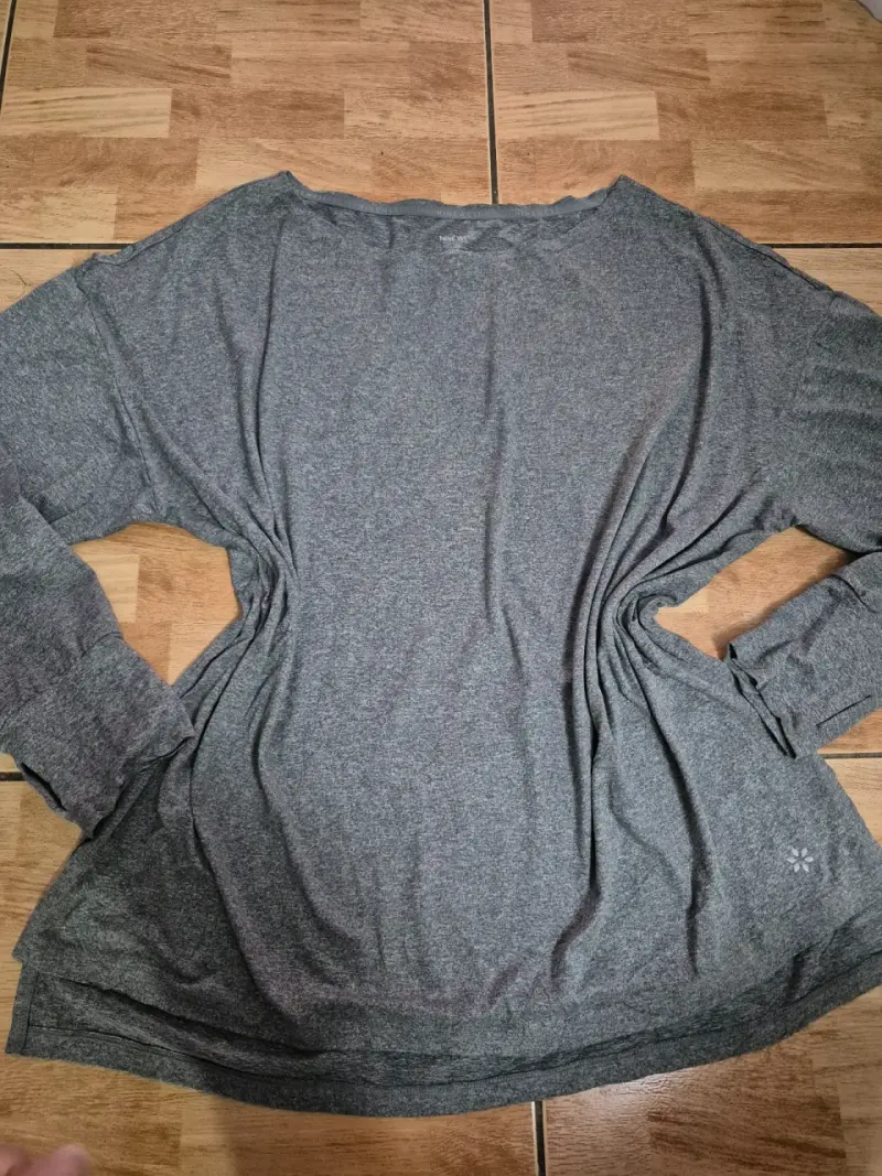 Polera Gris Nine West Active Talla 2X - 1