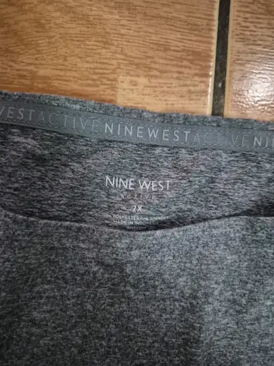 Polera Gris Nine West Active Talla 2X - miniatura 2