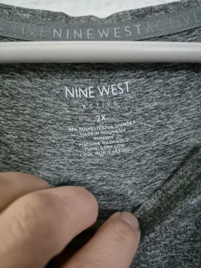 Polera Gris Nine West Active Talla 2X - miniatura 3
