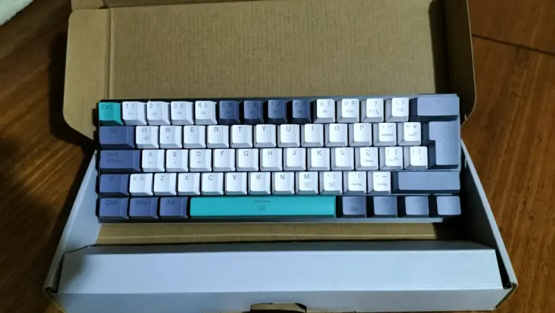 Teclado Mecánico Machenike K600 Retroiluminado - 2