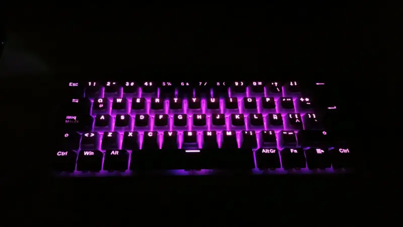 Teclado Mecánico Machenike K600 Retroiluminado - 4