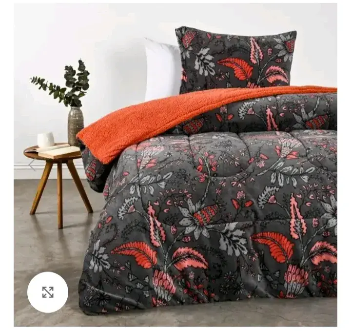 Ropa de Cama Floral Reversible Negro y Naranja