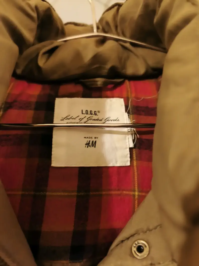 Chaqueta marrón H&M para invierno - 2