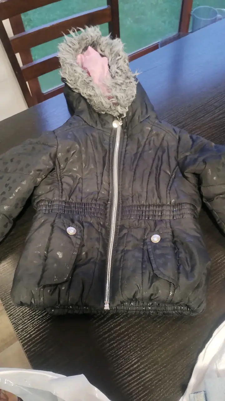 Chaqueta impermeable para niña con capucha - 3