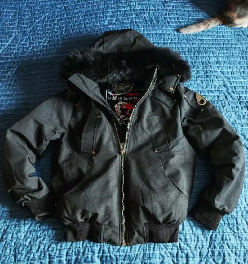 Chaqueta de Invierno Moose Knuckles Negra - 1