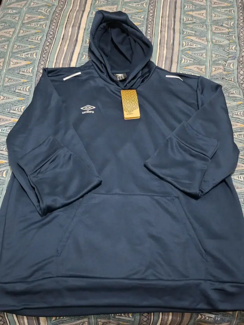 Polerón con capucha azul marino Umbro - 1