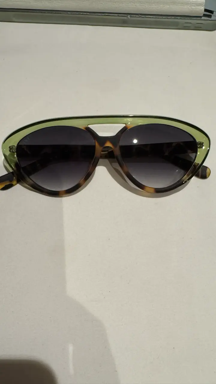 Gafas TIWI de Sol Estilo Retro Verde y Carey - 2