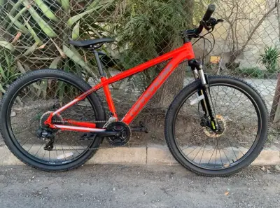 Bicicleta Cannondale - miniatura 1