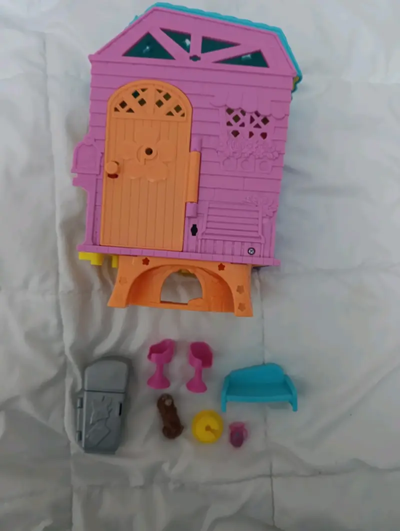 Casa de muñecas de juguete - 1